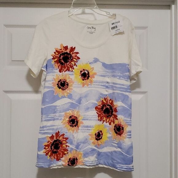 Coral Bay Creme multi color graphic print tee - Picture 1 of 7